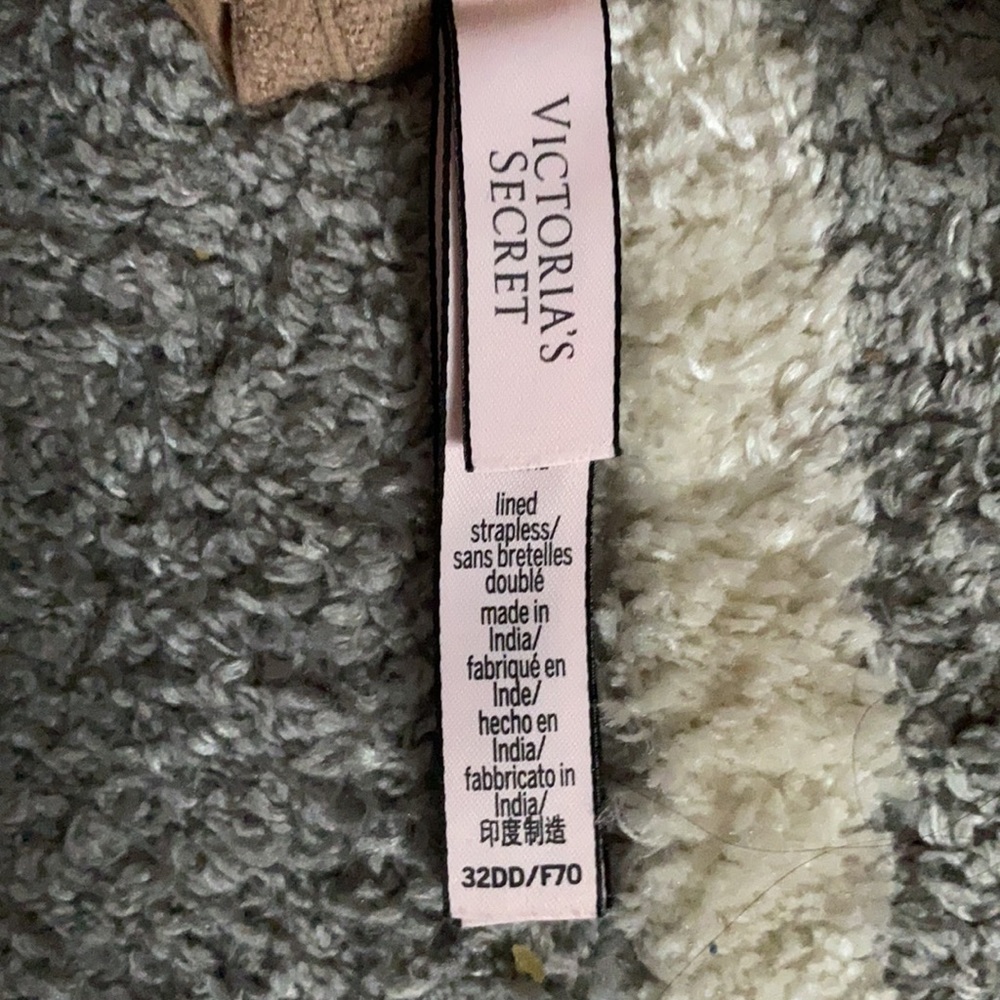 Strapless Bra - image 3